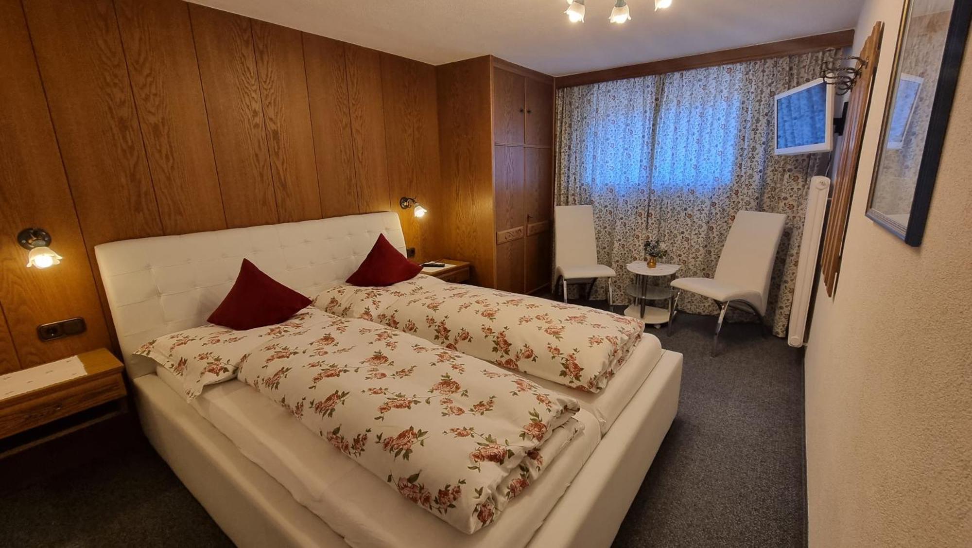 Hotel Garni Friedheim 圣安东阿尔贝格 客房 照片