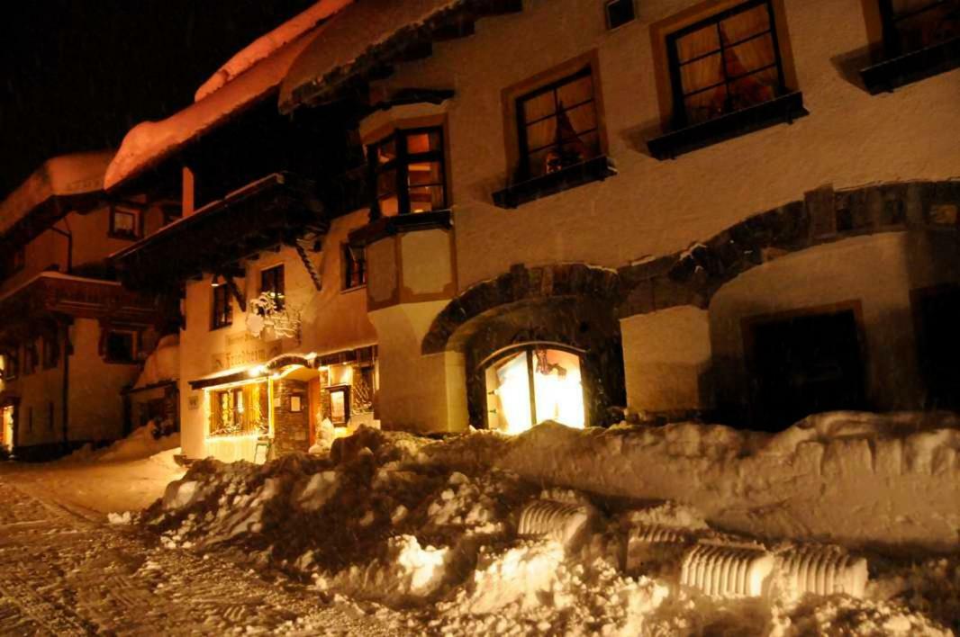 Hotel Garni Friedheim 圣安东阿尔贝格 外观 照片